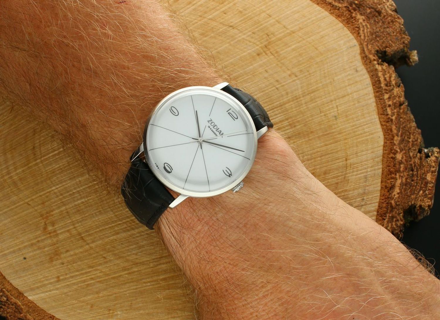 Zegarek Błonie Zodiak Mechaniczny Biały (3).jpg